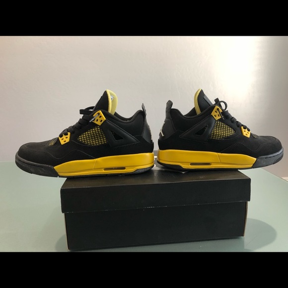 Air Jordan 4 Thunder - Picture 5 of 6